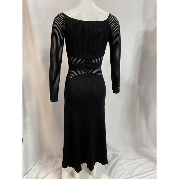 Sovere 'Tilt' Black Knit Dress Size S - Picture 3 of 5